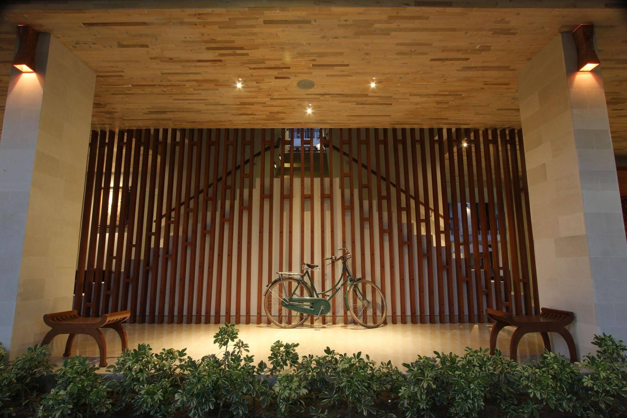 Grand La Walon Hotel Legian